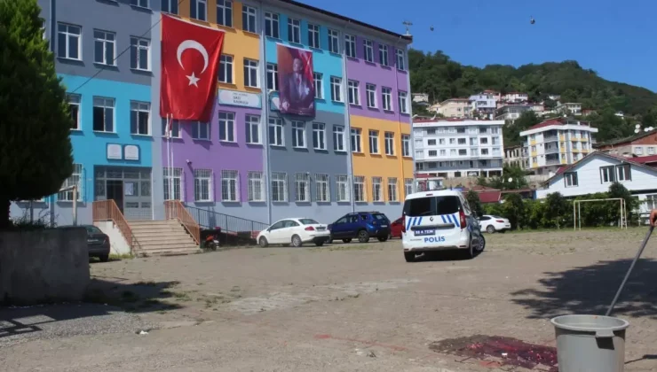 Ordu’da öğretmenin kullandığı otomobil, okul bahçesinde çocuğa çarptı